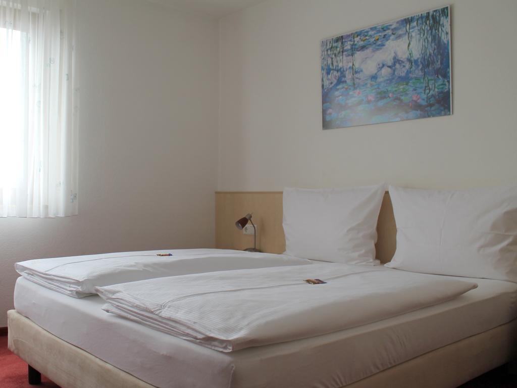 Hotel Am Bad Esslingen am Neckar Luaran gambar